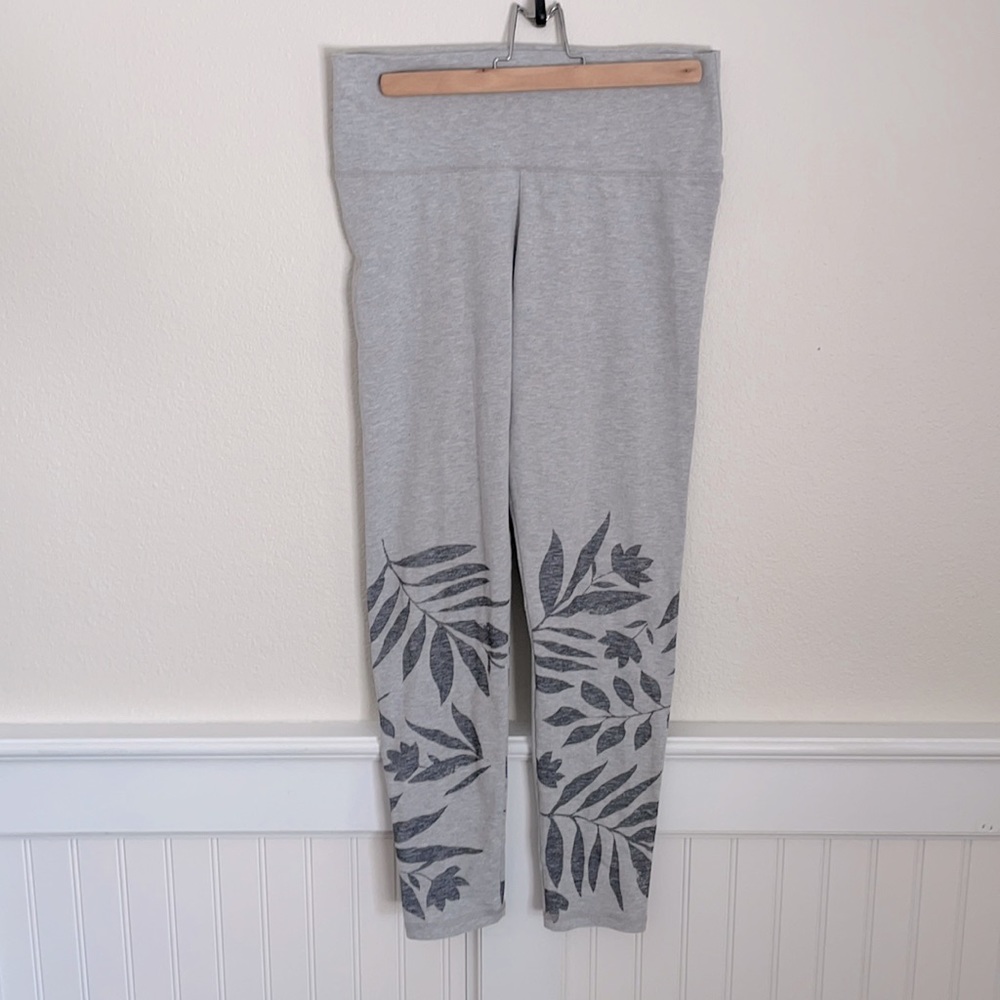 AERIE LEGGINGS SIZE L
